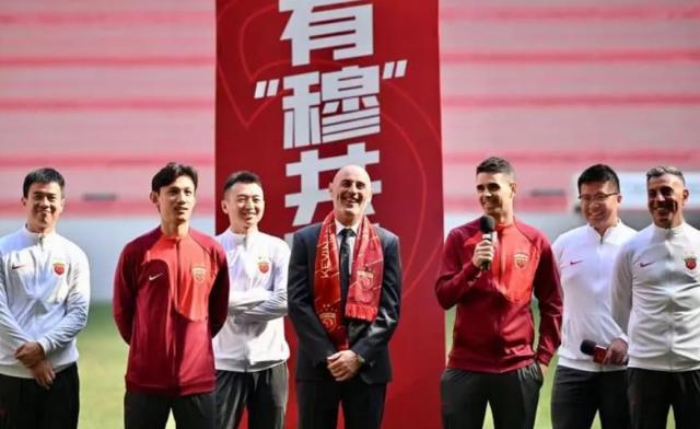 1708622250710028002.jpg hg.jpg